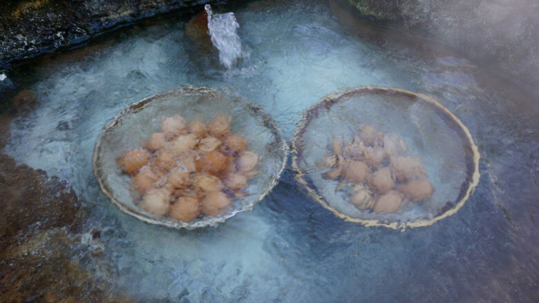平湯名物の温泉卵「はんたい玉子」