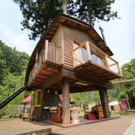 【ウッドデザインパーク岡崎】森と清流のそばで、自分に合ったアウトドア時間を楽しむ